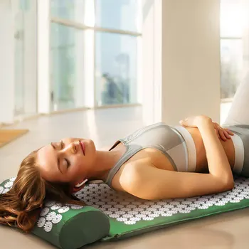 

Large Acupressure Mat and Pillow Massage Hot Cold Gel Pack Floor Pad with Pouch Tote Bag Relieve Sciatic Back