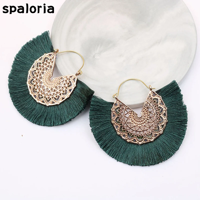 

Spaloria Ethnic Vintage Hollow Round Tassel Earrings Dangle Drop For Women Large Flower Carve Fringe Brincos Female Boho Jewelry
