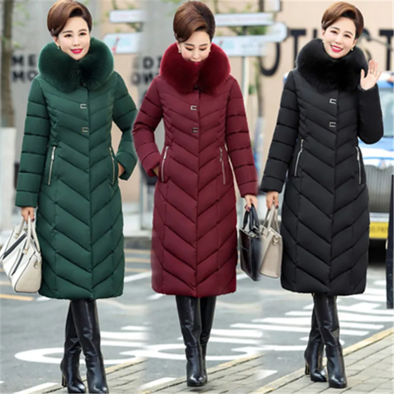 Новинка 2019, зимняя женская куртка, плюс размер, 5XL, теплое пальто с капюшоном, для среднего возраста, уплотненная, длинная, парка, Корейская