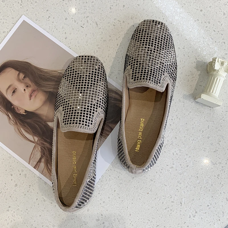 

2020 spring autumn new products listed leisure retro light rhinestone design flat shoes women non-slip fashion wild W38-60