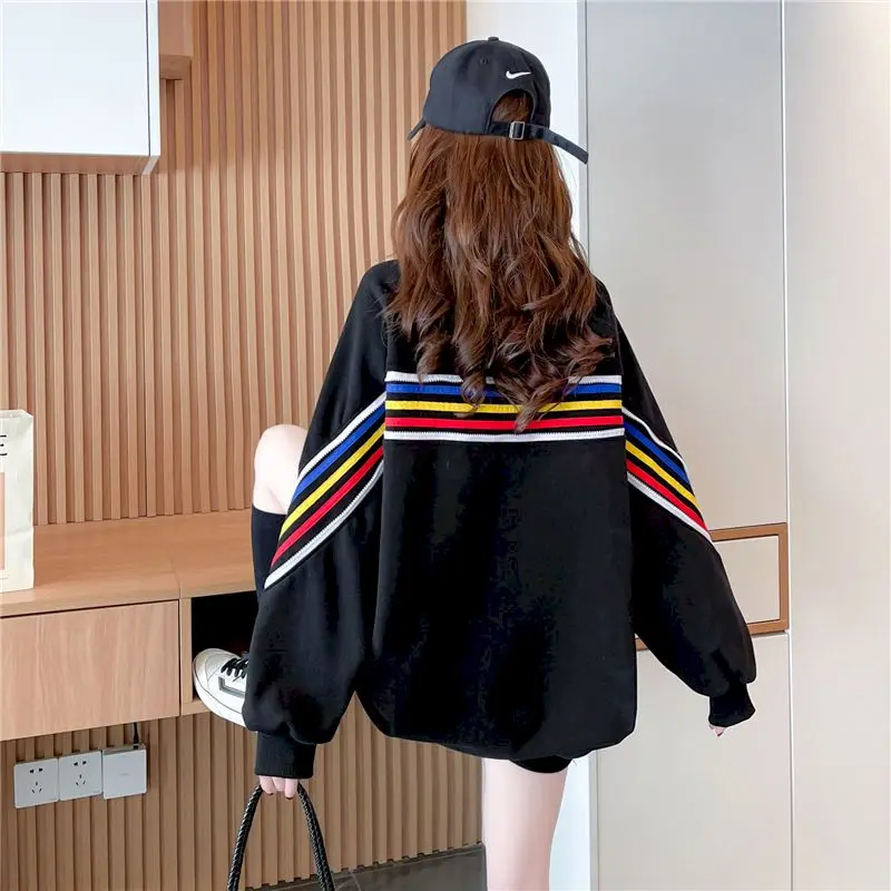 Рисунок 6 - Свитшот женский с круглым вырезом