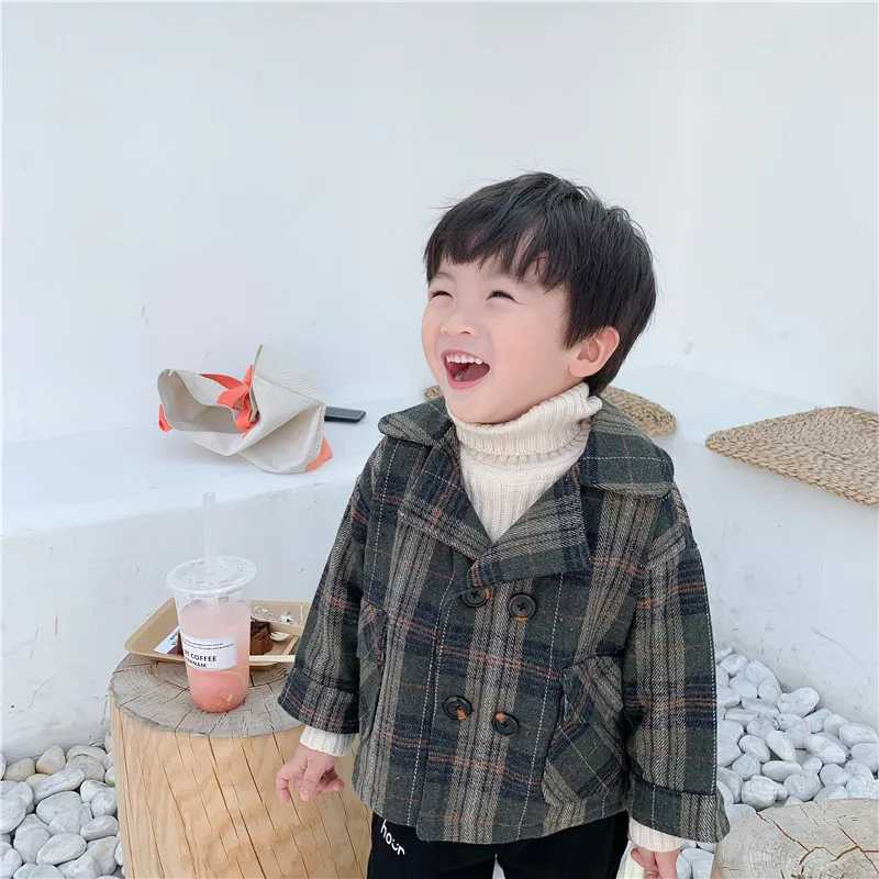 Корейская шерстяная куртка для мальчиков; коллекция года; зимняя плотная двубортная клетчатая одежда; Модное детское пальто для детей 1-7 лет; одежда для маленьких мальчиков