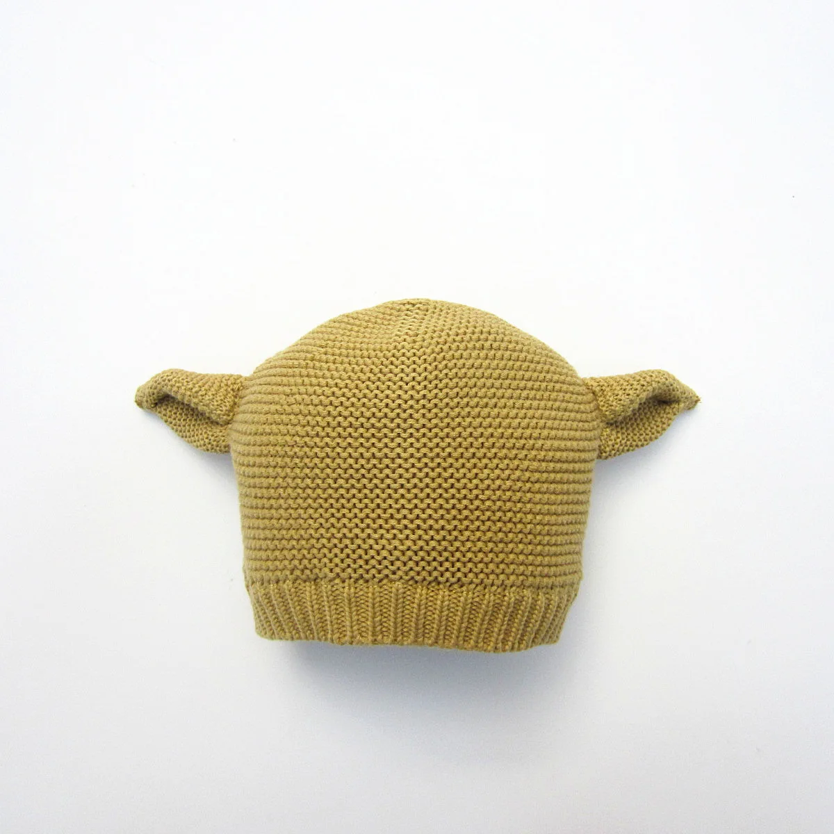 pointed baby bonnet