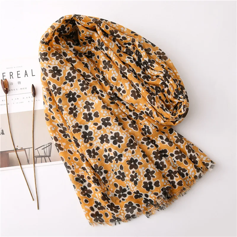 13353792592_906224695