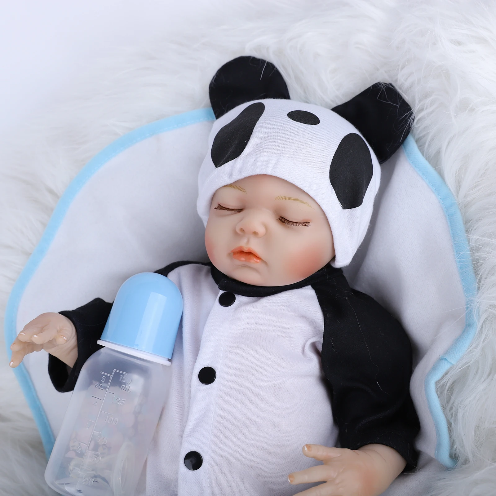 

45 см 18 дюймов мягкая силиконовая виниловая Кукла Новорожденный мальчик костюм панды закрытые глаза детский игровой мат подарок на день рождения