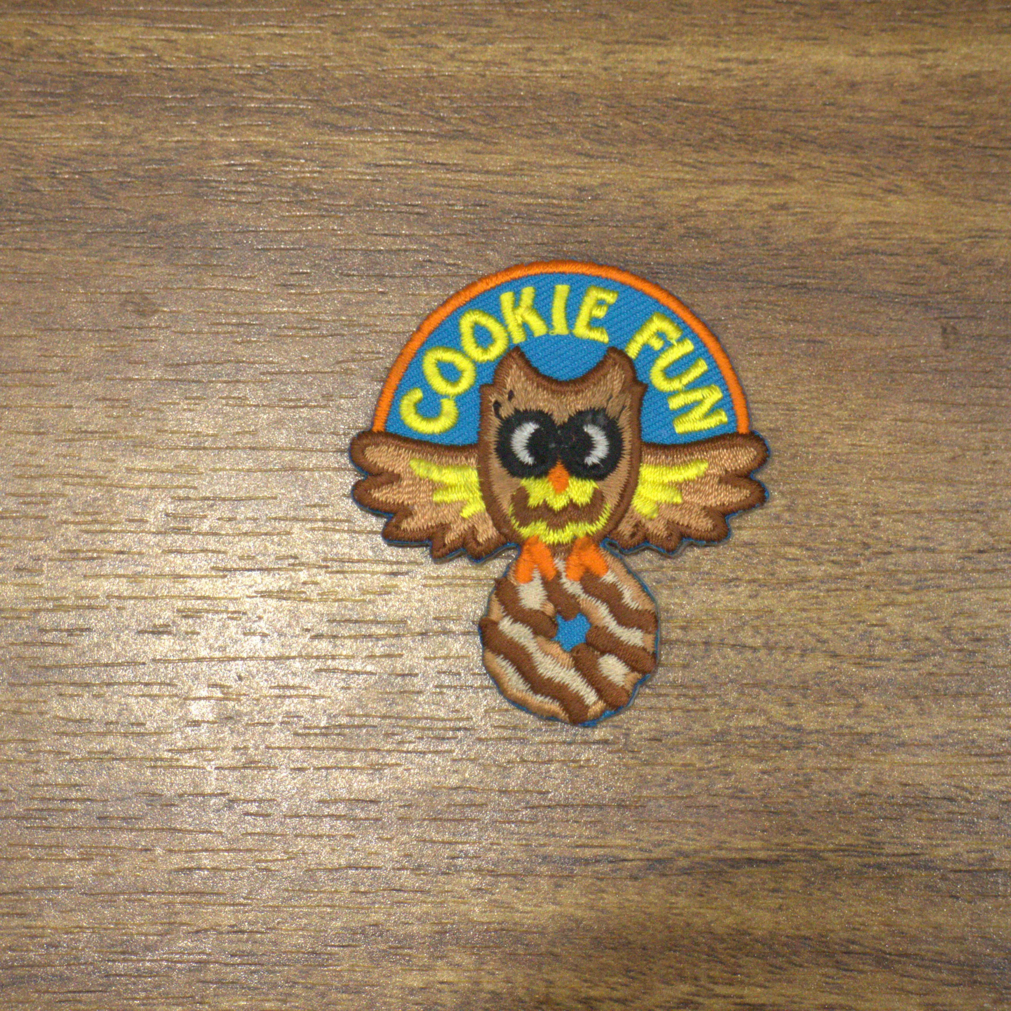 

High quality Custom embroidered Patches Cartoon Embroidered Iron On Sew on Patch Welcome to custom your own patch M