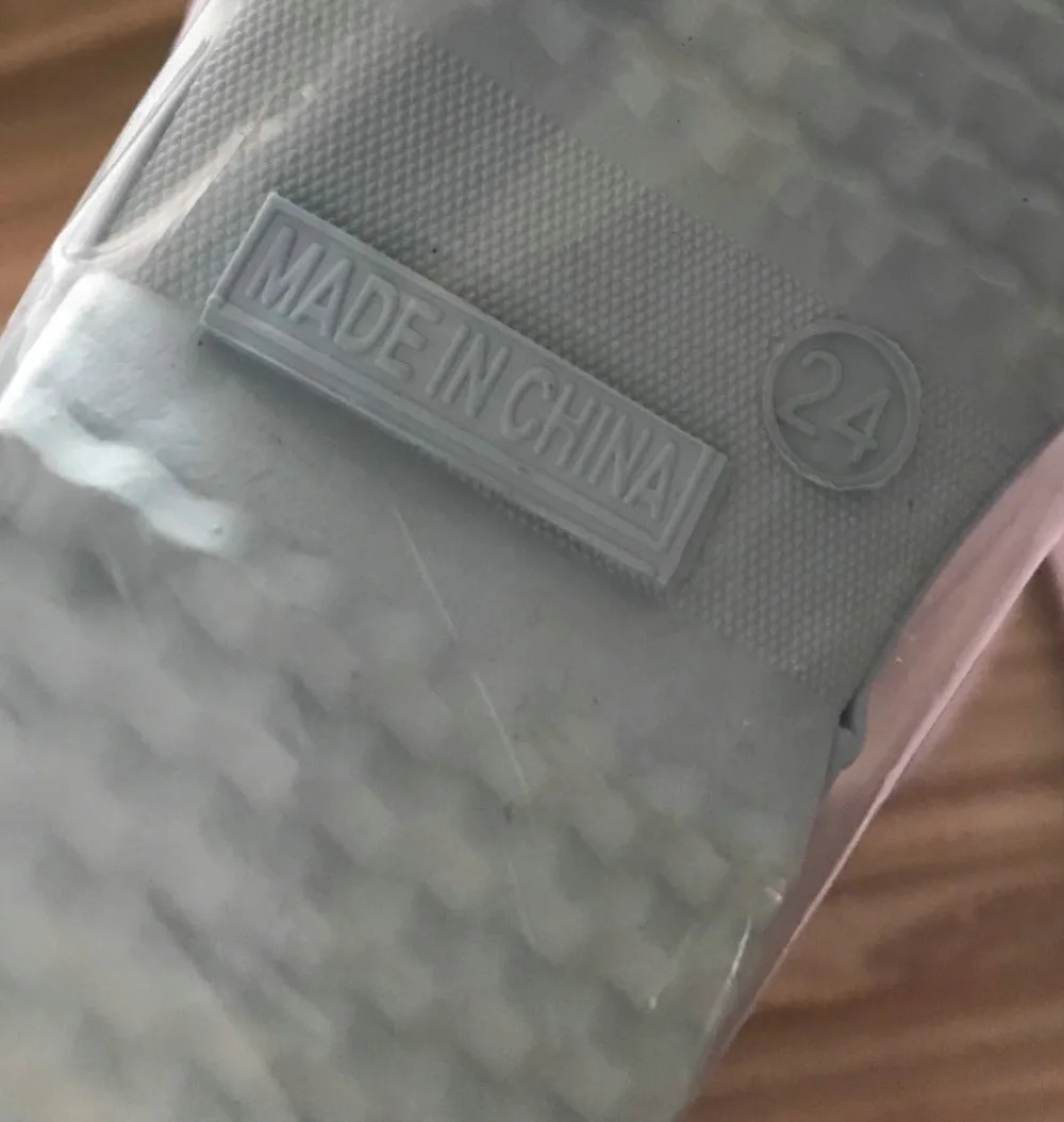 9375449168_1254826508