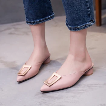 

Low Heel Pointed Toe Slippers Women Mules Shoes Women Summer Elegant pu leather Sandals with Metal Button Beige Pink Black 2020