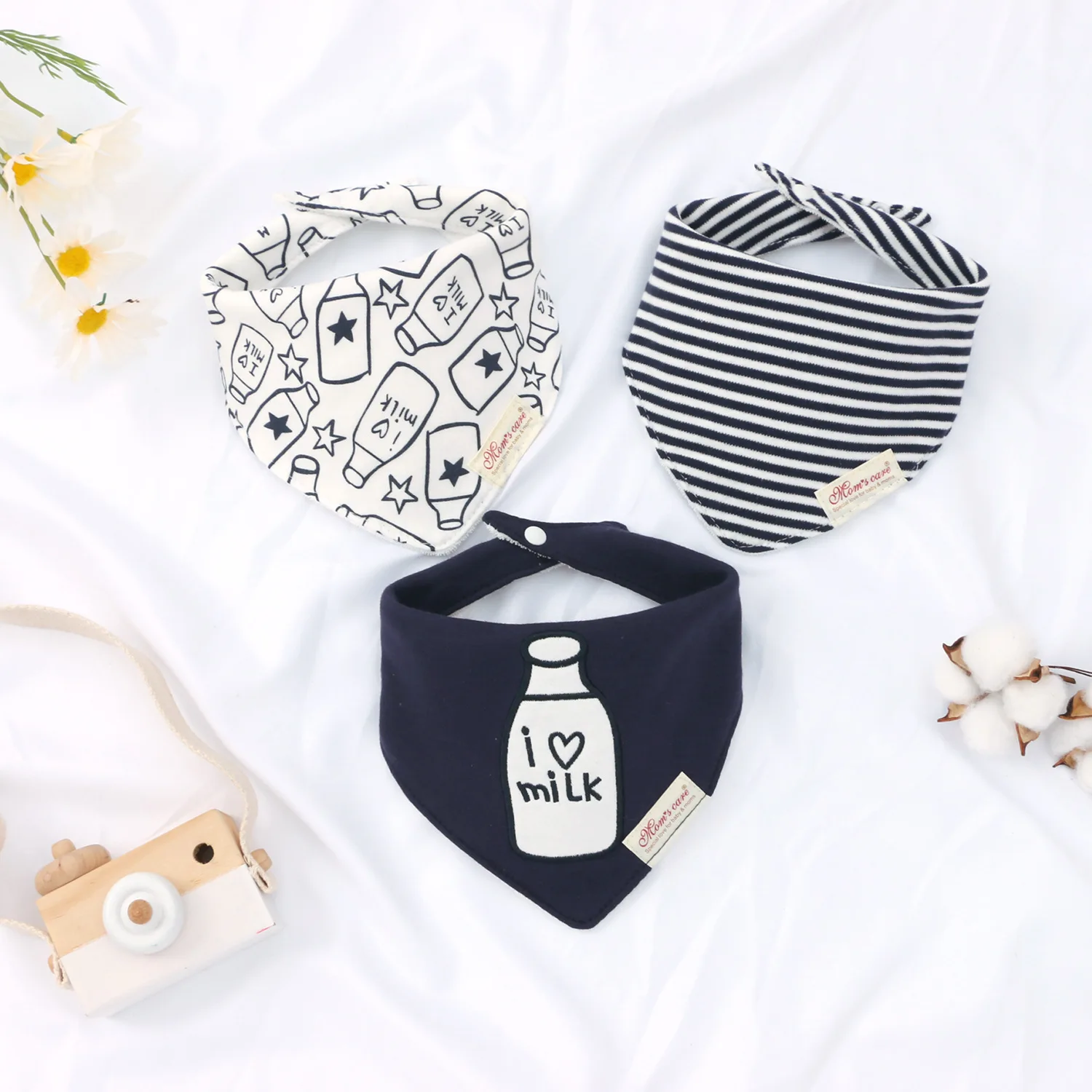 3Pcs Pack INS Style Triangle Bibs For Newborns Baby Boys Cute Print Cartoon Pattern Soft Cotton Saliva Towel Kids Accessories