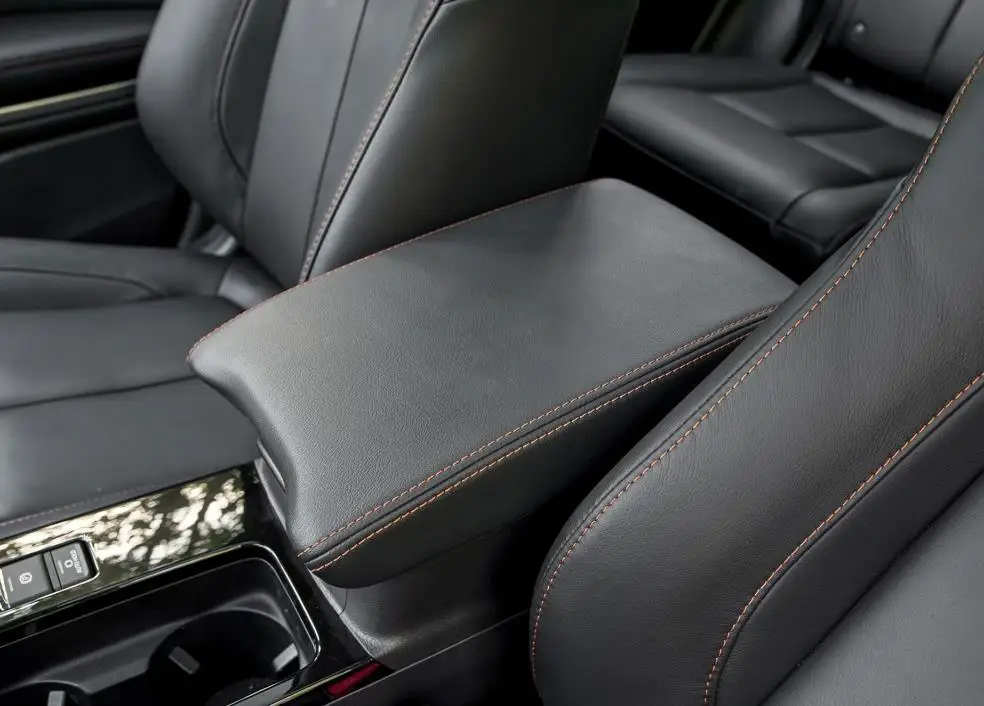 エクリプスクロス 車中泊マット 車中泊 後部座席マット マットレス 折りたたみ式 車用ベッド 三菱 エクリプスクロスPHEV GL3W型 ~現行 に適用 車用アームレストクッション 収納ポケット付き 高さ調整可能 滑り止め付き