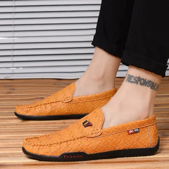 

2020 Stylish Brand Fashion Summer Style Soft Moccasins Men Loafers High Quality Casual Shoes Men Flats Classic Driving Shoes