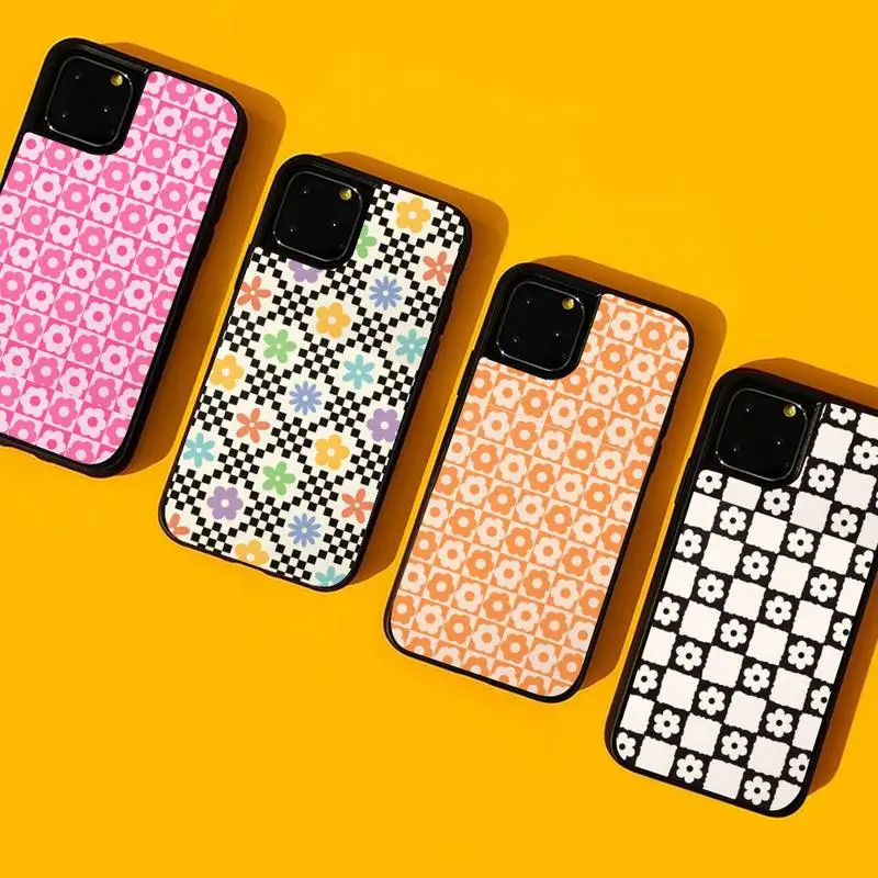 So ultra chic in checkered material with gold chain For iPhone 6s