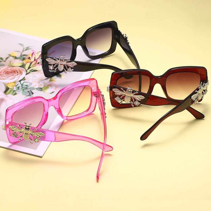 Classy Flossy B  Big Bee Square Designer Women's Sunglasses