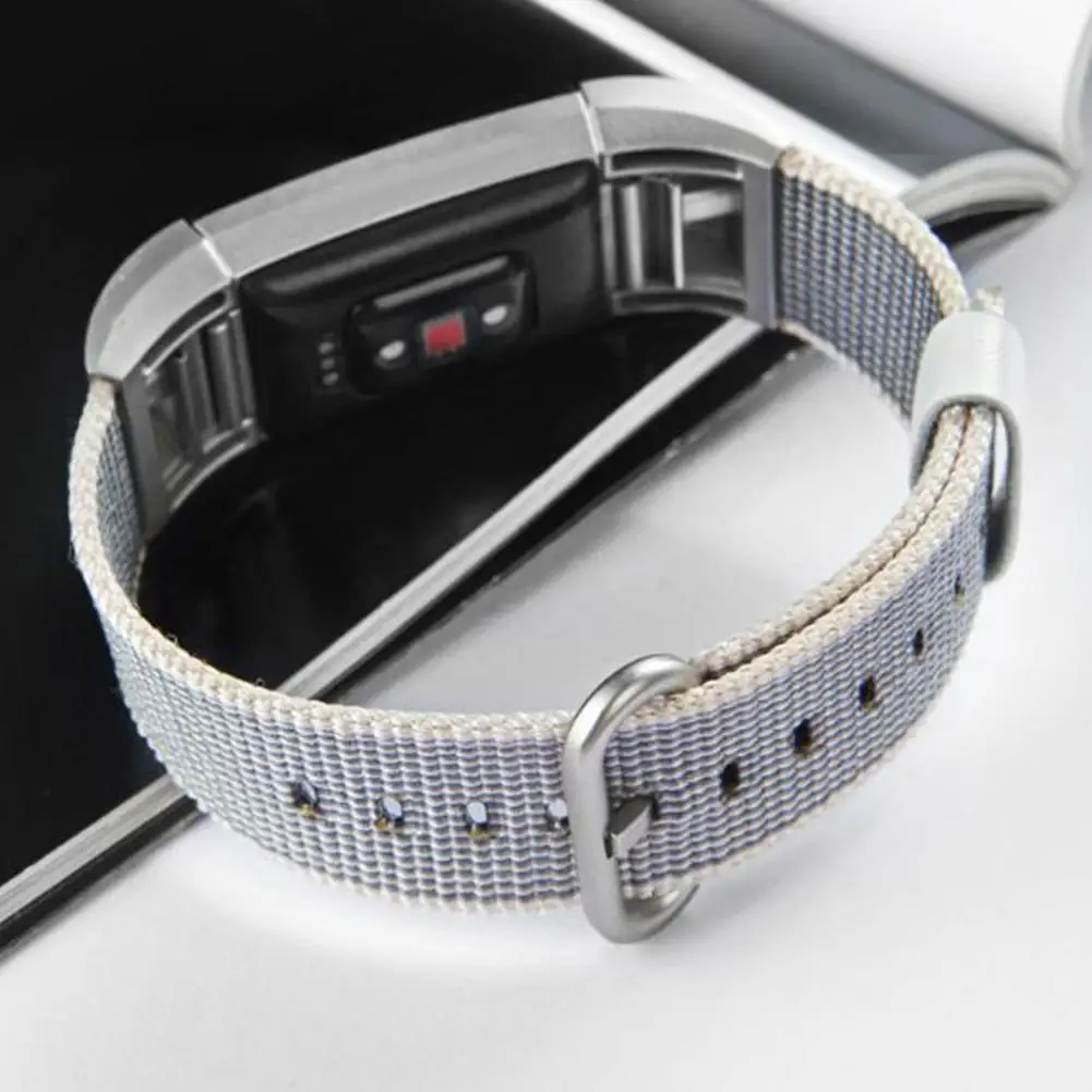 

2019 New Fashionable Nylon Watch Band Djustable Nylon Sports Watch Band Wrist Strap Replacement For Fitbits Charge 2 Smart watch