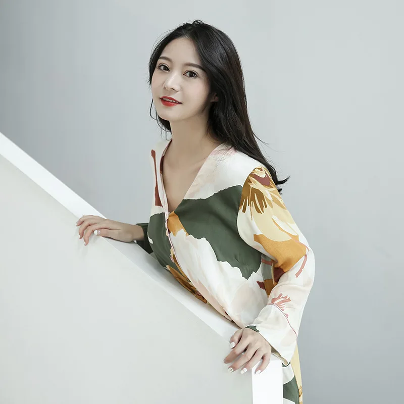 Autumn Ink Printing V-neck Long-sleeved and Long Trousers Suit Sleepwear for Ladies Large Size Cardigan Home Two-piece Clothes