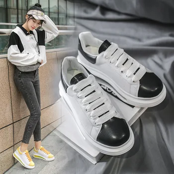

2020 Leather Women's Sneakers Lace-up Flats Round Toe Reflective Spring Autumn Platform Flats Women's Casual Shoes
