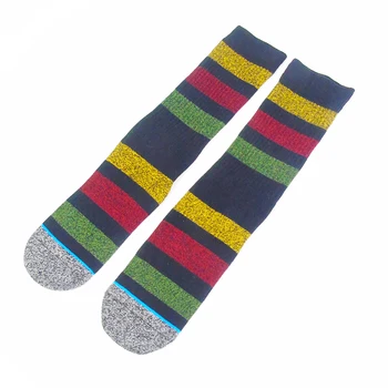 

Colored Pitch Skateboard Socks Men Towel Bottom Comfort Cotton Meias Fit Performance hip hop Sox 002Y13