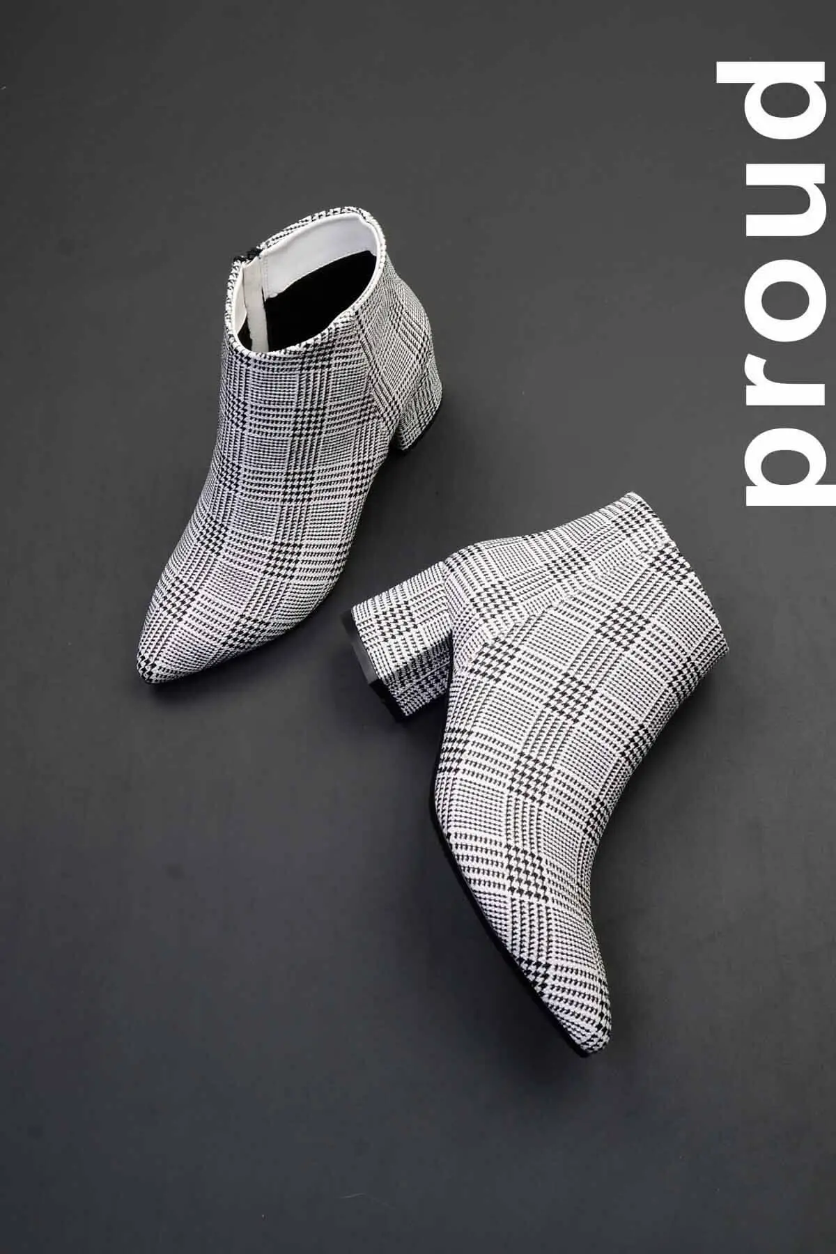 

Bambi White Women 'S Boots G0473010410