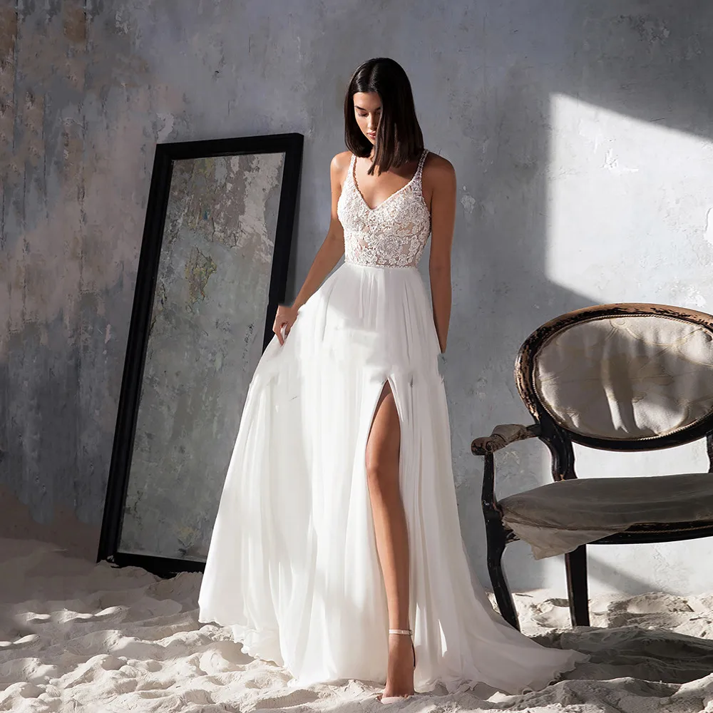 V-Neck Simple Chiffon Wedding Dress 2022 Elegant Spaghetti Straps Side Split A-Line Lace Appliques Back With Button Bridal Gown casual wedding dresses