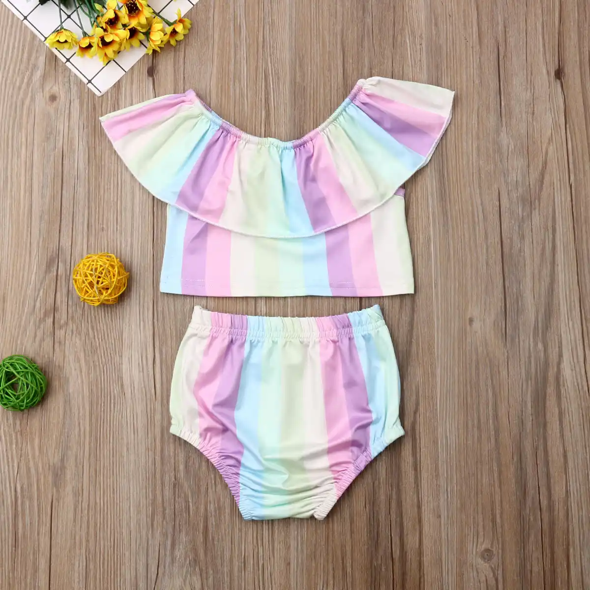 newborn ruffle pants