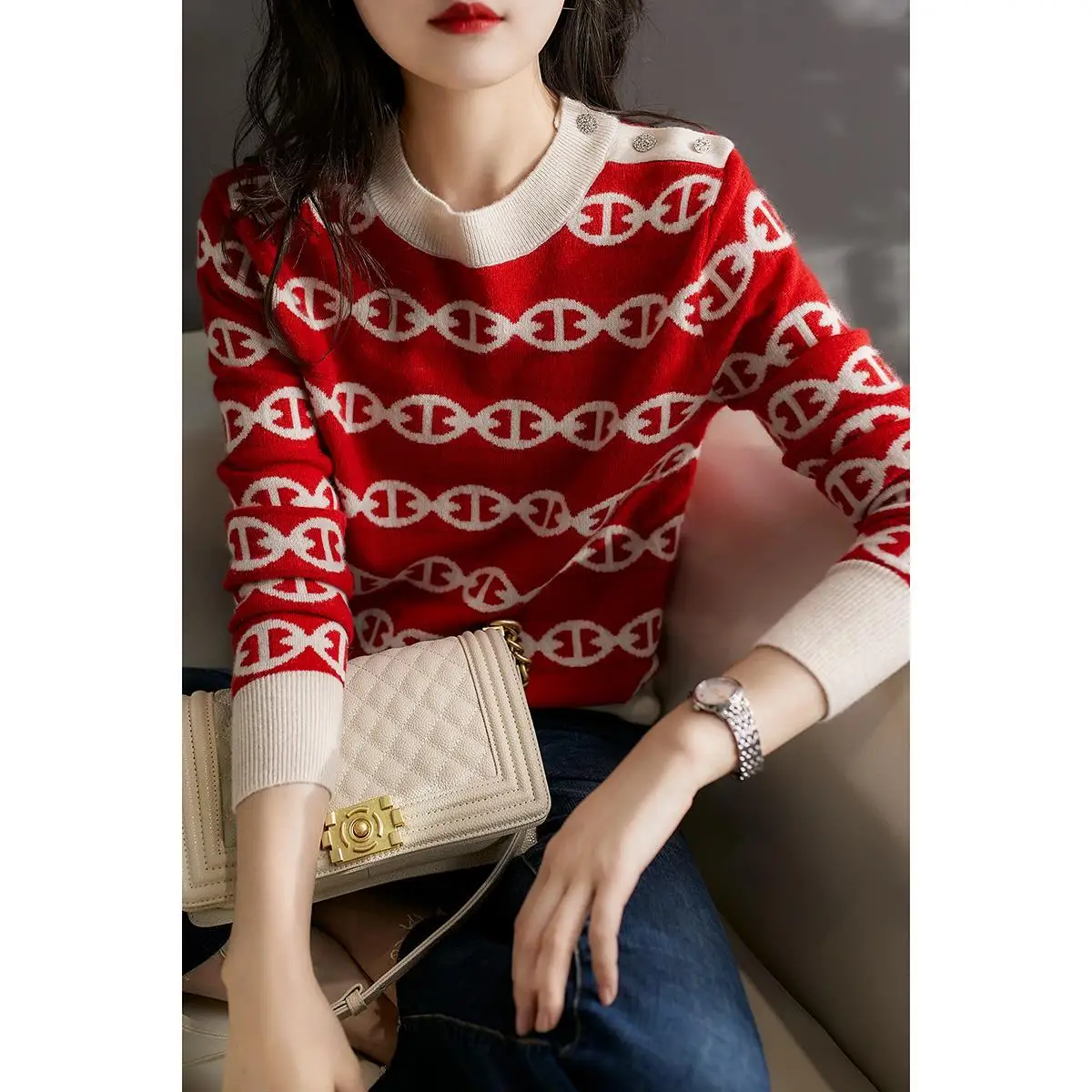 

Shoulder side metal button round neck Pullover Sweater autumn new loose and thin jacquard Long Sleeve Sweater Top Women Fashion