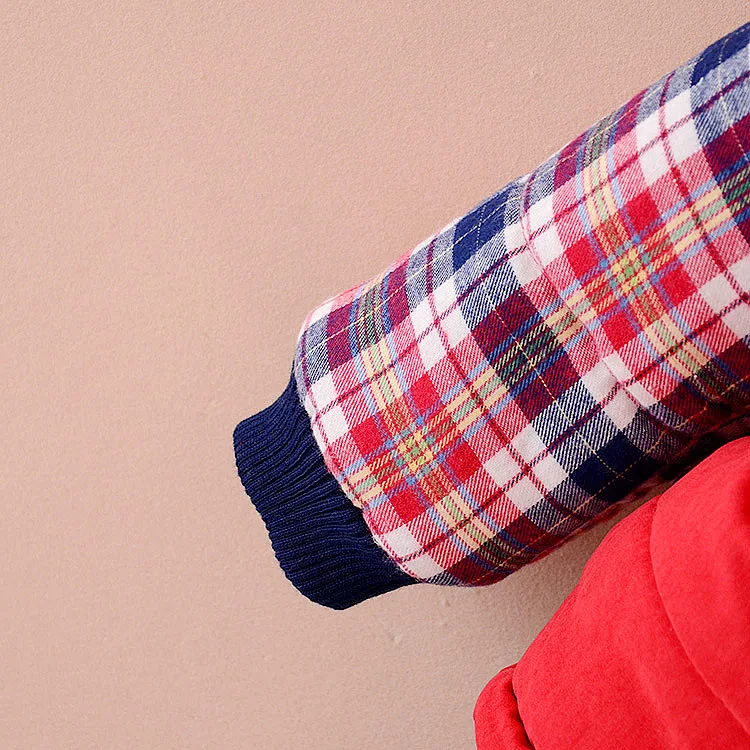 2388632297_1832678058