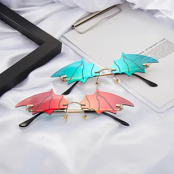 

2020 Personality Bat Sunglasses Men Women Europe America Trend Colorful Street Shot Sun Glasses Photochromic UV400
