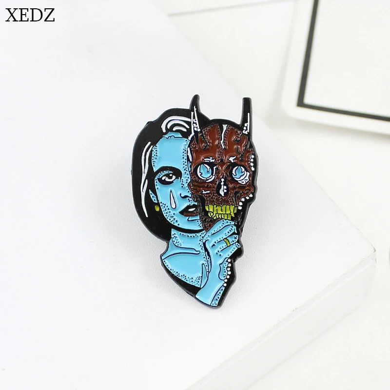 XEDZ новая брошь в виде грустной маски с синим лицом для женщин женский значок