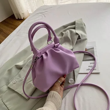 

French niche bag foreign female bag 2020 summer new wave Korean version wild messenger small bag fashion handbag