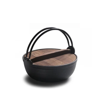 

19cm Cast Iron Stew Pot with Wood Cover Soup Pot JapaneseSukiyaki Stew Pot Uncoated Outdoor Field Hanging Pot 1 People Use