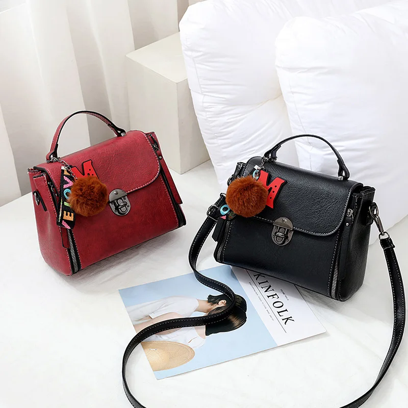 

Korean-style Square Sling Bag Trend of Fashion Shoulder Bag Simple Refreshing Small Bag Hand Shoulder Bag