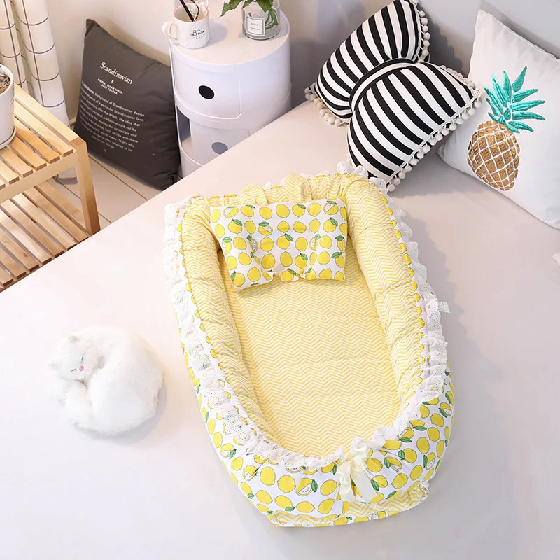 Portable Crib Baby Nest Bed Folding Newborns Cots Nursery Sleep Nest with Pillow Infant Cradle Baby Bassinet Bed Carry Cot