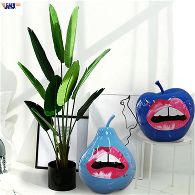 Popular Product  European Style Fiberglass Sculpture Craftwork Simulation Apple Pear Colored Drawing Graffiti Clothe 
