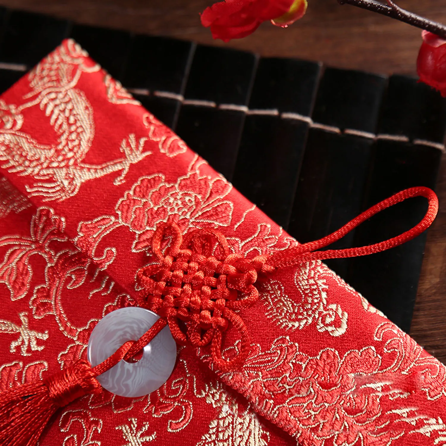Besegad 1 пара парча красный конверты Hong Bao Монета на удачу пакеты с китайским узлом нефритовое кольцо для свинья год свадьба день рождения