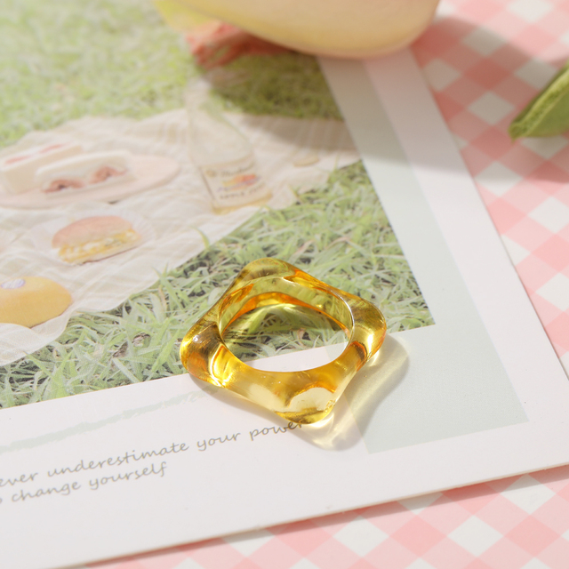 Fashion Acetic Acid Flower Rings for Women Lady Personality Leopard Acrylic Opening Adjustable Rings Finger Jewelry Gift