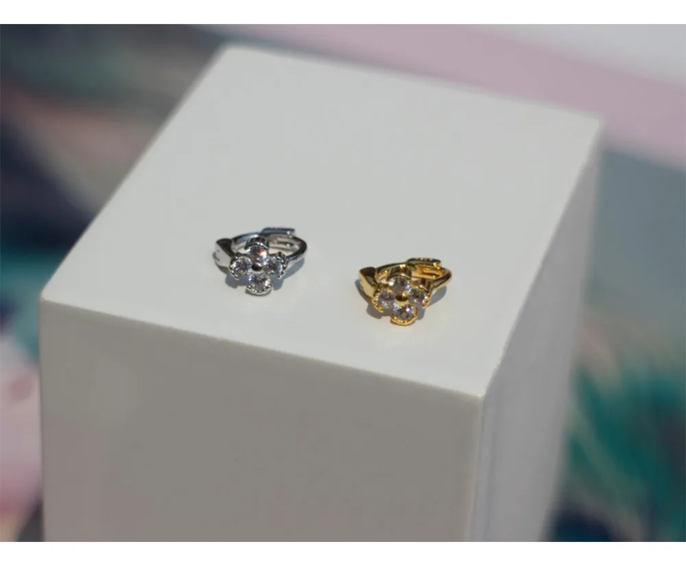 Серьги из стерлингового серебра 925 пробы, модные, циркониевые, четыре-застежка в виде листа, Ушные Кольца, мини-ушные кости, ушные пряжки, 5,2 мм, милый тренд, дикие женские серьги, еврей