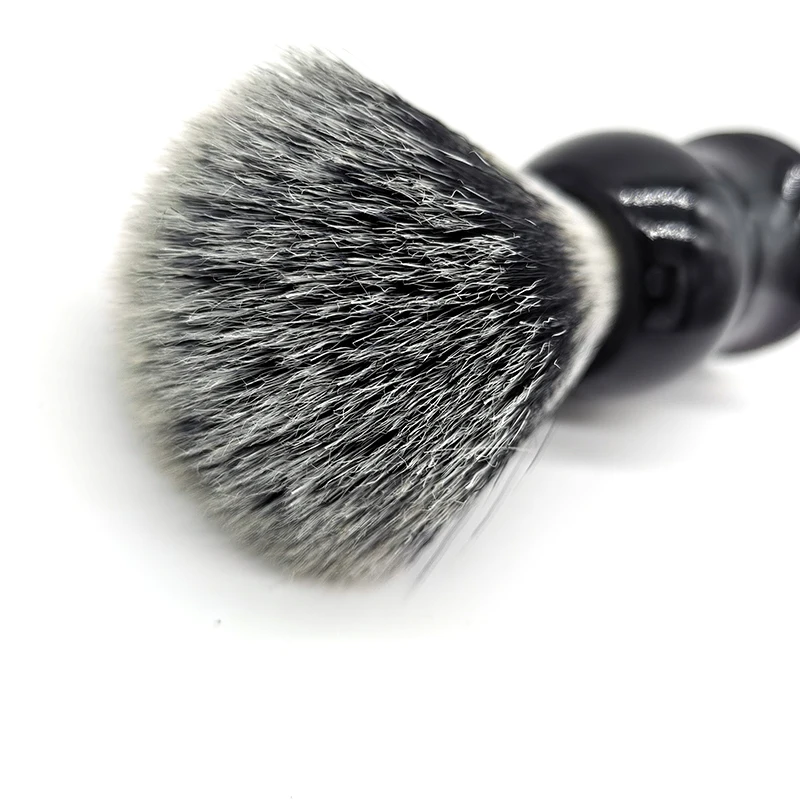 Рисунок 3 - Щетка для бритья из синтетической смолы