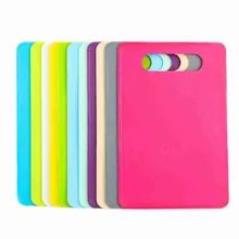 1pc Flexible Schneiden Boards Schneidebrett Kunststoff Obst Gemüse Schneiden Matte Küche Gadgets Nicht-slip Flexible Schneiden Boards