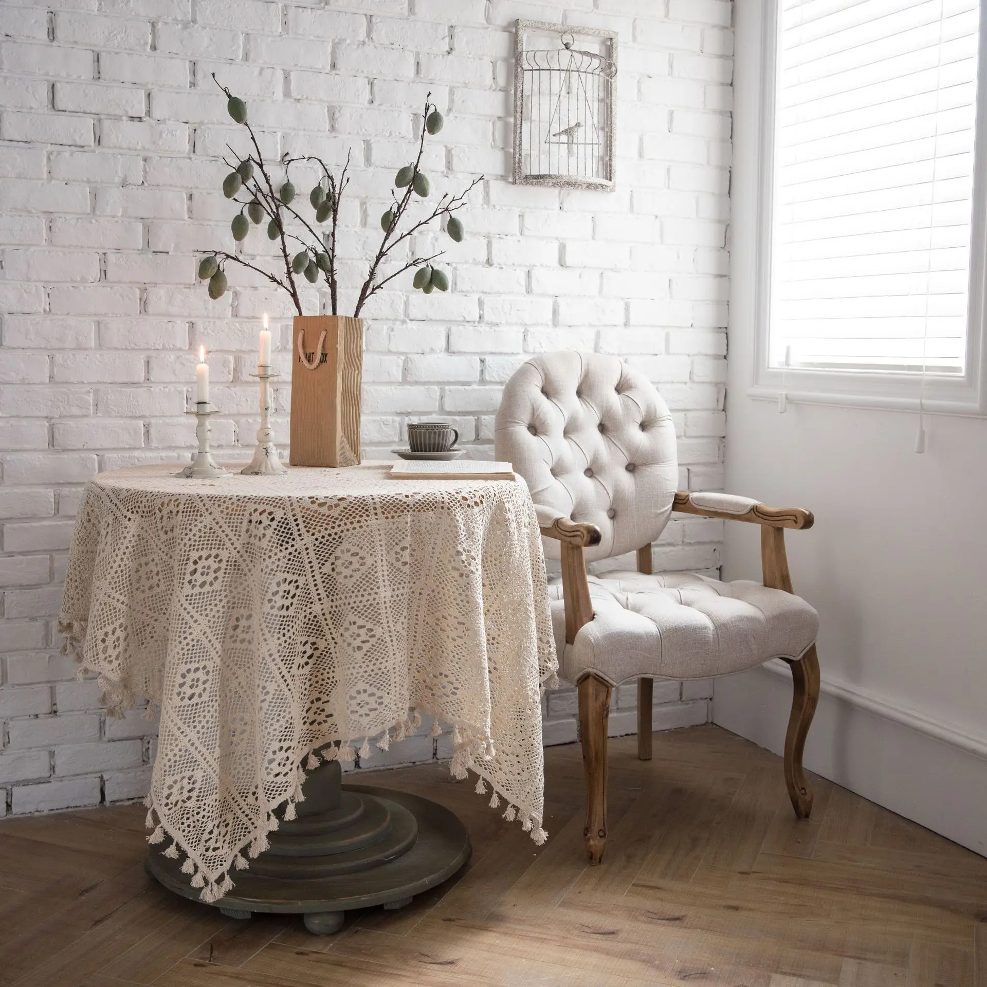 

Vintage White Lace Round Tablecloth Embroidery Kitchen Tea Flower Table Cover Cloth Dining Valentine's Party Wedding Decor D30