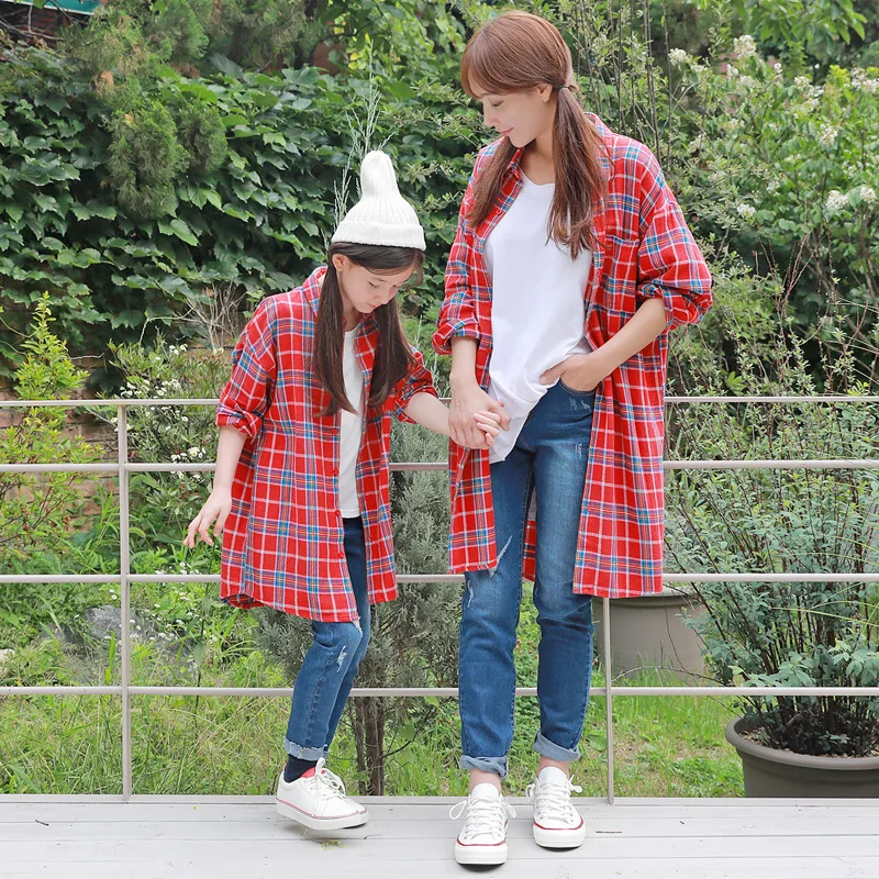 Корейская детская одежда популярная длинная рубашка в клетку разноцветное Свободное пальто для родителей Топ клетчатая рубашка платье одежда для малышей блузка