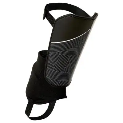 ЩИТКИ ФУТБОЛЬНЫЕ ВЗРОСЛЫЕ F140 KIPSTA. Decathlon