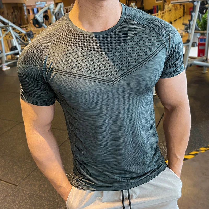 Summer Compression Breathable Short Sleeve Men Running Fitness Tshirt