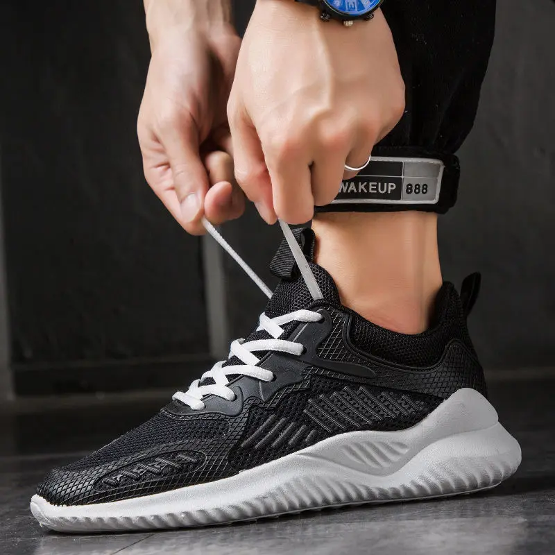 

2019 Men's White Shoes Designer Sneakers Casual Shoes for Man Breathable Mesh Flat Shoes Outdoor Walking Shoes Tenis Feminino