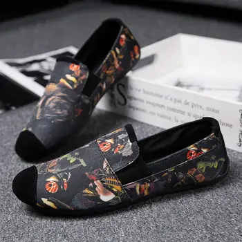 

Brand Men Shoes Wedding Shoes Men Loafers Slip Fashion Casual Breathable Male Boat Shoes Flat Driving Shoes Mocassin Homme 2020