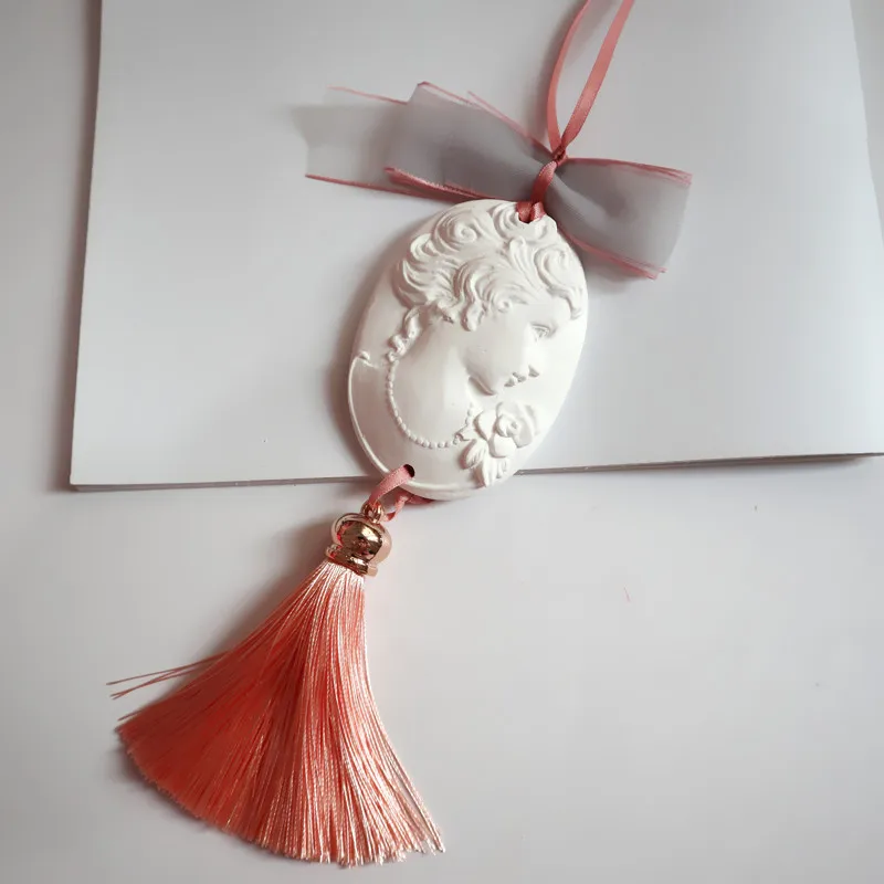 Woman Aroma Wax Pendant Oval Silicone Mold Elegant Lady Portrait Gypsum Plaster Crafts Mould For Car Pendant silicone mold