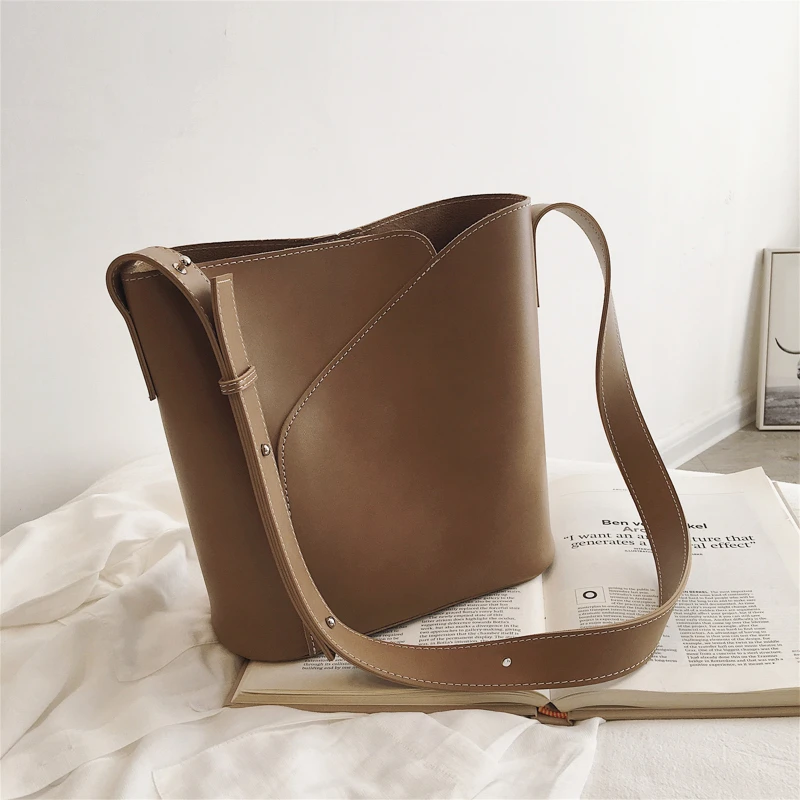 

Burminsa Summer Wide Strap Soft Bucket Shoulder Bags For Women Retro Large Capacity High Quality Soft Ladies Messenger Bags 2020