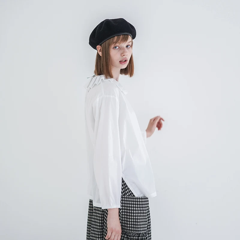 Imakokoni white lotus leaf collar top original