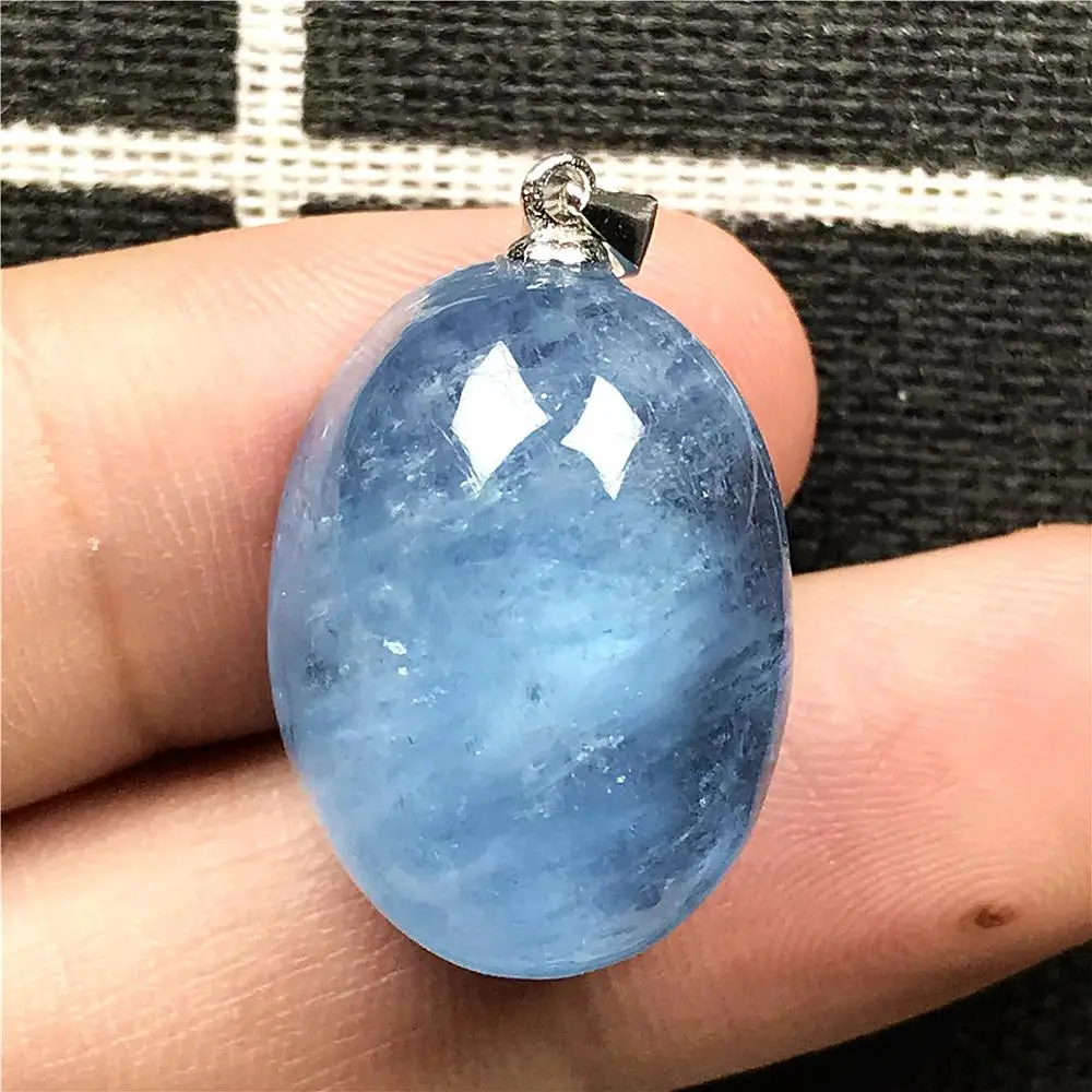 

Natural Ocean Blue Aquamarine Pendant Jewelry For Woman Man Gift Crystal 21x15x10mm Oval Beads Stone 925 Silver Gemstone AAAAA