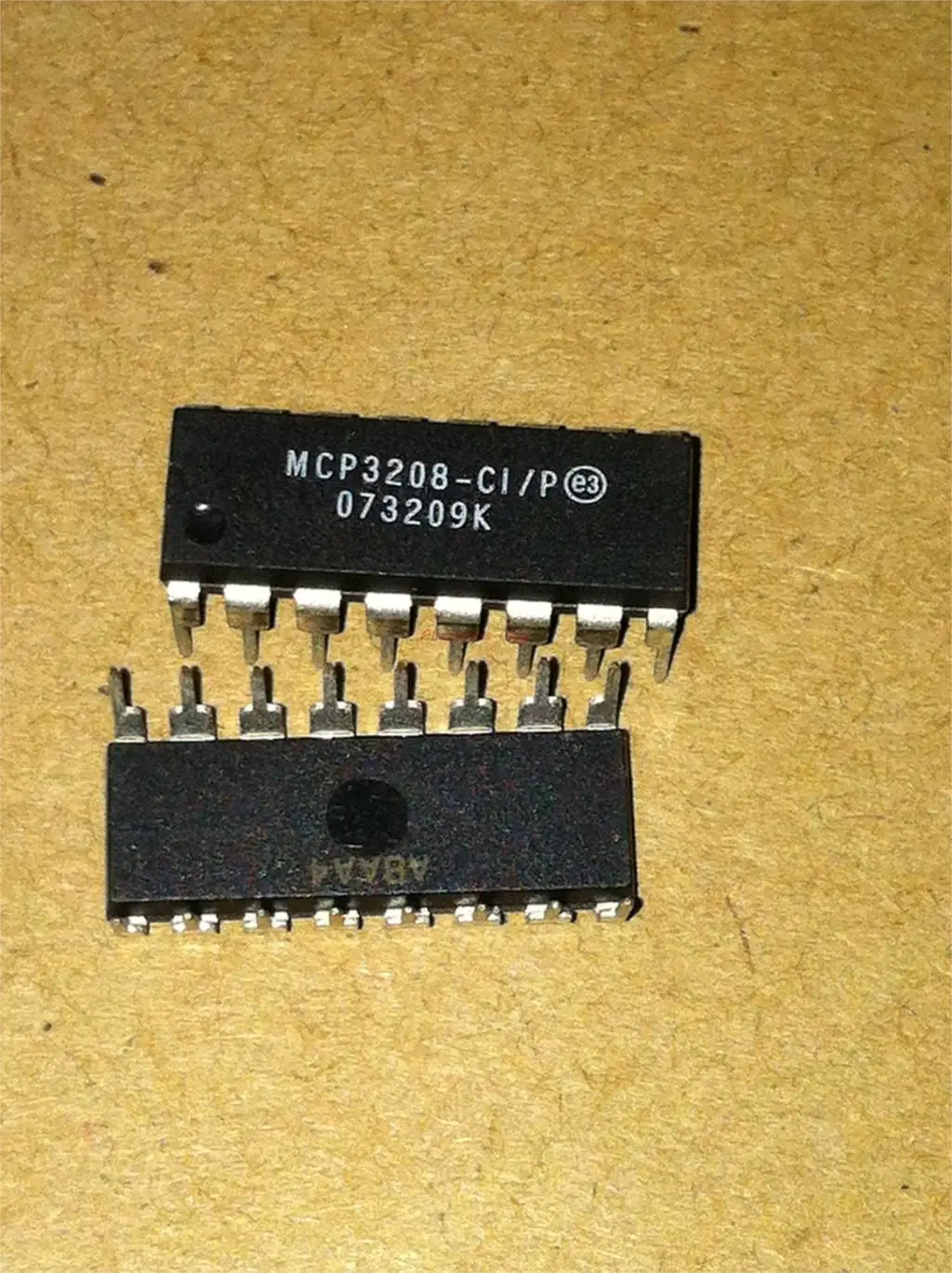 1 шт./лот MCP3208 MCP3208-CI/P DIP-16