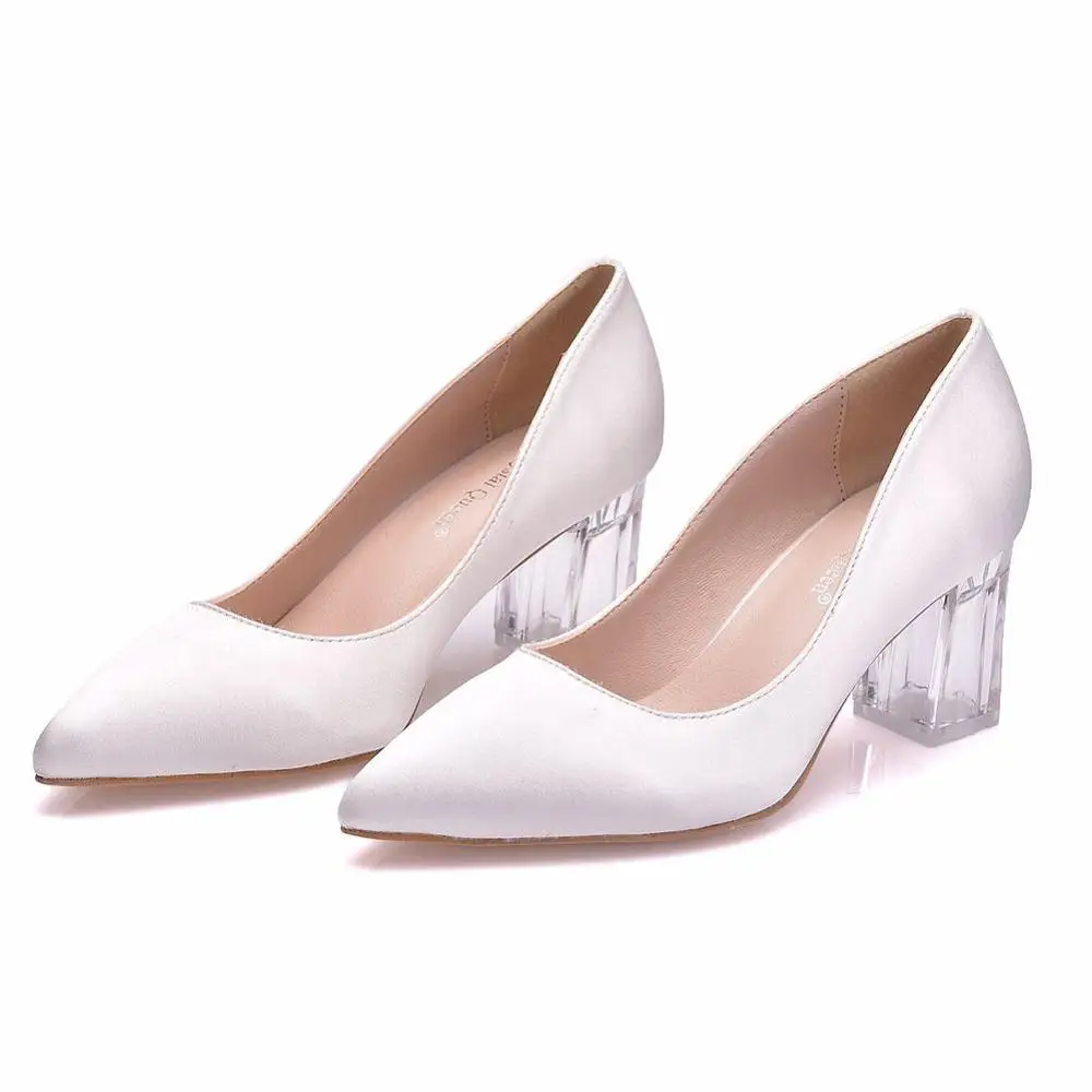 Женские туфли на высоком каблуке 7 см с кристаллами; Цвет белый; атласные туфли-лодочки; женские свадебные шелковые туфли на прозрачном каблуке; модельные туфли